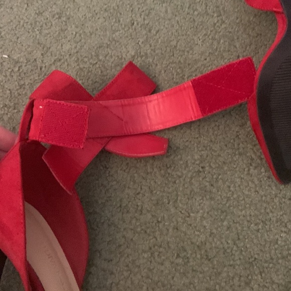 Wild Diva Red Bow Heels - Picture 7 of 8